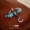 Zware industrie kleurrijke olie laten vallen vliegende draken borst pin 2024 nieuwe high -end fashion pin, kleine en populaire accessoires voor vrouwen