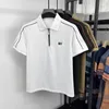 Hafif Lüks Moda Mektubu Yarım Zipper Mens ile Baskılı Polo Gömlek Kısa Kollu Yaz İpek Pürüzsüz Nefes Alabilir Sıradan T-Shirt 240402