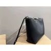 Mulheres Valenn ombro bolsa de ombro bolsas de couro de qualidade Bolsas de moda casual Totes altas cinta de crava macia Capacidade de bolsas grande ubbj y2ga 6bbc