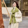 Chinese Style Button für Frauen 2023 Winterkleidung, neutemperamentgestrickte Patchwork White Enten Down Jacke