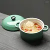 Bols un bol à soupe en céramique de style japonais carré et rond avec des ustensiles de cuisson à four à four à manche à poignée