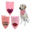 1 datorer Pet Dog Bandana Valentine's Day Love Heart Design Cat Dog Bandana Scarf Pet Grooming Dog Accessories Dog Bibbs