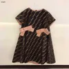 23SS Designer Kız Bowknot Dressshirt Marka Çocuk Elbise Büyük Kızlar Moda Elbise Kısa Kollu Pamuk Elbise Günlük Pileli Etek Gömlek