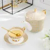 Luxury Bone China Tea Set Royal Porcelain Tea tasse en céramique Pot Golden Teapot Set Cafe Mug Café tasse de tasse à thé de haute qualité