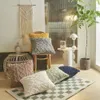 Vit grädde stil kudde med plysch nordisk ins kudde soffa vardagsrum ryggstöd fönster dekoration