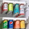 Haken können Spender Bier Soda Lagern-Rack-Kühlschrank unter Regal für Getränke Organizer Doppelreihen-Container Kühlschrank rutschen