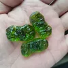 AAA+100% Green Moldavite Green ceco Meteorite Impatto in vetro Ruggy Stone Crystal Energy Stone 6-7G