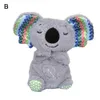 Plüschpuppen Babyentwicklung Spielzeug süße Musik Koala Plüschpuppenkissen mit Sports beruhigender Musik für weiche Füllspielzeuge für Jungen und Mädchen J240410 geeignet