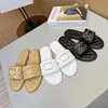 Designer Sandals Sandals Women New Slippers Shoes Casual ao ar livre logotipo de metal plana praia chinelos 01