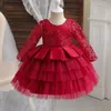 Robe petite fille mignonne pour la dentelle Backless Back Toddler Birthday Princess Robes Praty Wedding Tutu Robe Elegant Girls 240407