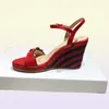 Zomerleren schoenen Peep Toe dames platform sandalen ontwerper Wedge Heels for Girls Pleaser Chunky Wedding Shoe2145148