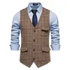 2023 New Tide Style British Black Grey Plaid Single Breasted Vest pour l'homme des gilets de mariage décontractés