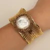 GG smycken Big White Coin Pearl Gold Plated Bangle With Zircon Paled Wire Ritning Point Pearl Armband Lady Jewelry 240408