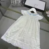 الكلاسيكيات Girls PartyDress Mesh Fabric Baby Skirt Size 100-160 cm Kids Designer Designer Summer Summered Logo Princess Dress 24April
