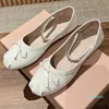Buty dla kobiet designerskie, oryginalne skórzane balet płaski kryształowy motyl Mary Janes Piękny okrągły u stóp sukienkę zapatillas mujer