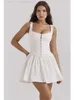 Abiti sexy urbani Nuovo donna senza maniche da donna Mini abito a una linea Mini abito elegante e bianco pieghevole pieghevole Ultra sottile Summer Party Club Vestidos C240411