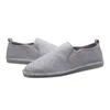 Scarpe casual slittamento su taglia 44 uomini bianchi e neri man moccasin sneaker sneaker sport drop 4 anni a 12 anni