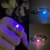 2st Lysande hjärtringar glödande i mörk fluorescerande ring för män Kvinnor Justerbara öppna fingerringar Parringar smycken gåvor