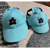 Abbigliamento per cani da baseball Cappone da baseball Cat Sun Visor Ins Style Careano Versione Flower ricami Fashion Card