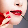 Pennelli per il trucco Applicati di rossetto di lucidalabbra per labbra.