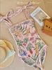Swimwear féminin 2024 Réversible Sense d'été féminine rétro Floral Conservateur Couverture ventre mince MAINSUILLE ONE-PIE