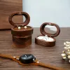 Houten ringdoos voor bruiloftsvoorstel verlovingsring hanger oorbellen geschenken organisator Oval zachte interieur draagbare mini -juwelenbox