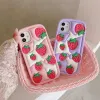 Étui en silicone à la fraise 3D Corée des feuilles vertes délicieuses pour iPhone 14 Pro Max 11 12 13 XS XR 6 7 8 Plus couverture d'amortisseur mignon