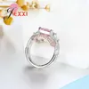 Cluster anneaux élégants anneaux de bande de mariage pour femmes avec rose Autrichien Crystal Fashion Cubic Zirconia Engagement anniversaire doigt
