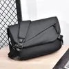 Novas sacolas de sacolas à prova d'água para homens Oxford Men's Crossbody Motorcycle Bag diariamente sacos de ombro de homem