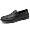 Lässige Schuhe echte Leder-Männer Herren-Herren-Slipper atmungsaktiv auf schwarzem Fahren formelle Plus Größe 38-44