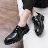 캐주얼 신발 남자 드레스 옥스포드 이탈리아 가죽 Zapatos Hombre Black Men Suit 파티 공식 Sapatos Social Masculino