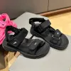 Kvinnor strandrosa loafer varumärke bals bild 2024 Ny turistpool sko sommarreglage lyx designer sandal platt mule walk casual skor svart sandale män resor tofflor