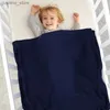 Dekens Swaddling babydekens Pasgeborene dual-use massief kleur gebreide wandelwagenmand Swaddle wrap quilts deksel 100*80 cm peuter gooien speelmatten y240411