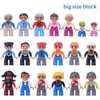 Grands blocs de construction agrippe pirate docteur de la police accessoire accessoire de brique compatible avec les grands blocs de blocs de famille cadeau