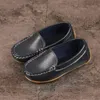 Chaussures décontractées pour enfants couleurs de bonbons unisexes garçons filles molles douces à glissière PU en cuir chaussures pour enfants taille 21-38 moccasin 240411