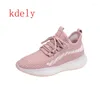 Scarpe fitness 2024 Stile Donna vulcanizzata Donna comoda sneakers con lacci con la luce femminile che corre in maglie da donna le donne calzature