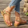 Summer Femmes Open Open Ringestones Sandales Sandales Retro Square Talon Flipflops for Women Outdoor Casual Beach Shoes 240410