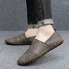 Casual Shoes Men's Loafers Breattable Lightweight Anti-Skidslip med Microfiber läderöverdelar för utomhuskörning