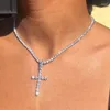 Choker glänzende weiße Kristalle für Kreuzanhänger Halskette heilig mit Rhinstone -Kette Unisex Mode Schmuck