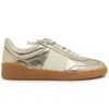 Designer casual di champagne di champagne di bassa coppia valenstino bianco allacciatore colorato in ritardo di mucca stalloni oro sneaker sneaker scarpe da tavolo da tavolo 909 m