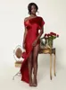 Robes décontractées Habbris Summer Red Off épaule Split Long Night Party Turnits Femmes 2024 SATHESS SATIN MAXI SATIN