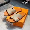 Designer Beach Slipper Luxus Sommer Izmir Sandalen Männer Mode echte Leder faule flache Heimnacks Casual Slides Slipper Slipper