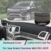 Läder instrumentbräda täckmatta för Jeep Grand Cherokee WK2 2011-2019 Lättskyddad pad Sunshade DashMat Protect Panel biltillbehör