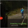 Yarış ceketleri USB şarj edilebilir LED yansıtıcı kemer kanat yüksek görünürlük güvenlik Gece Damla Teslimat Sporları için Koşu Dişli Açık havada 69