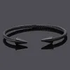 Bangle Luxury Arrow rostfritt stål man manschett armband kvinnor smycken alla hjärtans dag gåva 24411
