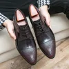 Chaussures décontractées Men de robe Modèle Brogue Business Cuir Formal Oxford Fashion Office Wedding Plus taille