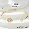 Armreifen süße Pflanze Pink Cherry Flower Armband Gold Farbe kleiner Zirkonstein Charme Offen verstellbare Armbänder für Frauen Hochzeit Schmuck 240411