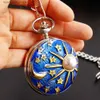 Pocket Watches neue Reliefkunst verkleinerte goldene Stern und Mondmuster Pocket Blau Sternenhimmel Halskette Taschen FOB Kette Uhr Y240410