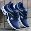 Sneaker in pelle bianca Scarpe da golf casual maschile uomo blu cuneta scarpe da corsa con marchio maschio Tenis drop shipping