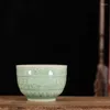 Tassen Untertassen Pflaumen Grüne Elefantenmuster verwickelt Branchen Lotus Tee Tasse Retro -Stil Chinesische Meister Keramik Set Hand geschnitzt